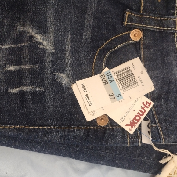 NWT Juniors seven/7 brand name jeans - Picture 2 of 6